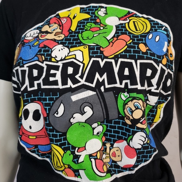 SUPER MARIO COLLECTABILITIEES T-SHIRT XL - Picture 2 of 4